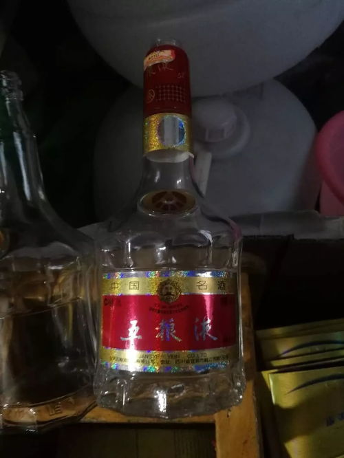 奎屯人經(jīng)常喝的這些酒被查 嚴重可致雙目失明,看完這個視頻你肯定 滴酒不沾